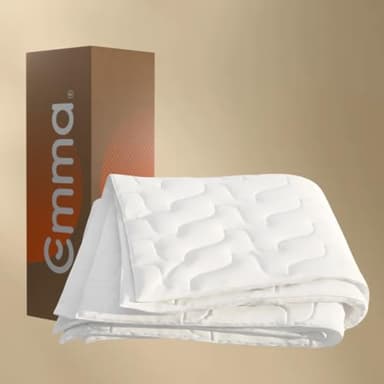 Emma Couette Nuage Tempérée 240x220 cm | Douce et Respirante | Thermorégulatrice et Lavable | Confort Toute l’Année | Microfibres Anti-Allergènes pour Nuit Fraîche et Moelleuse