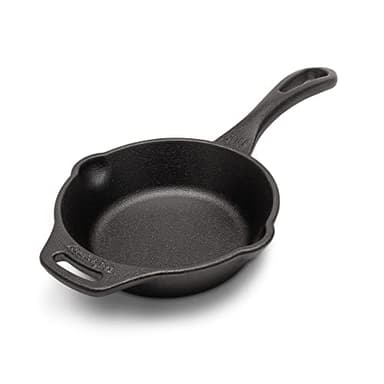 Petromax Poêle à feu avec manche - Poêle en fonte pour tous les types de barbecue et de cuisinière, flamme à gaz, four ou cuisson en plein air - Pour saisir, braiser et rôtir avec effet antiadhésif -