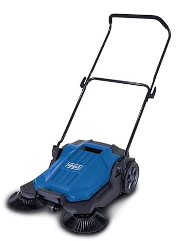 Scheppach Balayeuse pour gazon synthétique S800 – Largeur de balayage 650 mm – Cuve 20 L – Système de balayage à 3 brosses – Capacité de balayage 2 600 m² – Entraînement manuel