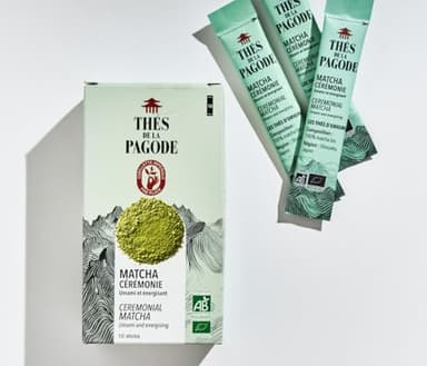 Thés de La pagode - Matcha Cérémonie Bio Japonais - Umami et Énergisant - Sans Amertume - Poudre 100% Issue de Feuilles de Tencha Ombragées - 10 Sticks