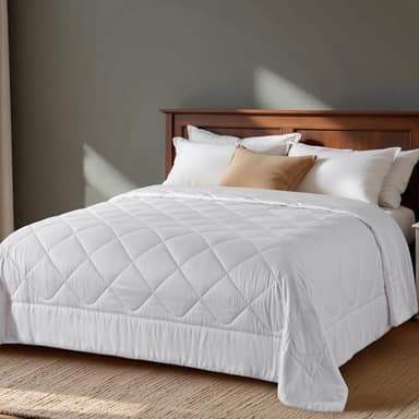 LAVANCE Couette d'été 100% Viscose fabriquée à partir de Bambou, légère et Soyeuse, Insert de Couette Alternative au Duvet, Doux et rafraîchissant, Blanc, 228,6 x 269,2 cm