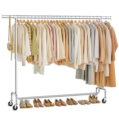 SONGMICS Portant à Vêtements avec Roulettes, Tringle Extensible pour Charge Lourde, Capacité de Charge 110 kg, 45 x (160-200) x 162,9 cm, Porte-manteau, en Métal, Chromé, Argent HSR176E01