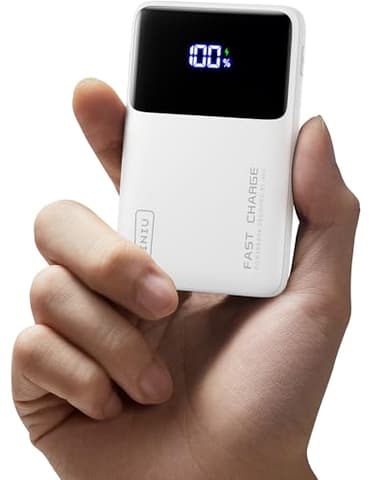 INIU Batterie Externe, Ultra Petite 22.5W 10000mAh Power Bank, Charge Rapide Slim Powerbank Compatible avec iPhone Samsung iPad, Travel Camping Randonnée Essentials pour Hommes et Femmes, Blanc