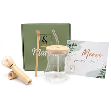 SHIZUNA Kit Matcha Verre Matcha Latte 550ml avec Couvercle Bambou & Paille en Verre – Fouet Bambou Naturel & Cuillère – Coffret Cadeau Complet pour Préparer et Boire le Matcha (lisse)