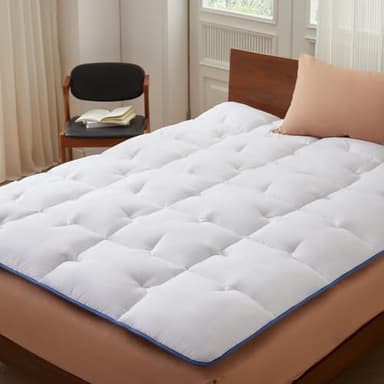 CASABEL Surmatelas 90x190 cm en Microfibre Respirante avec Liseré Bleu – Ultra Moelleux, Anti-Acariens – Idéal pour Matelas 1 Personne