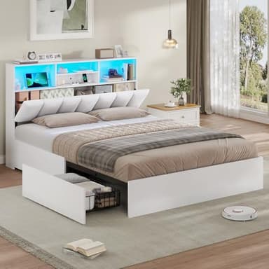 AOGLLATI Lit Coffre 140×190 cm avec Ports USB et éclairage LED, Lit 2 Personnes avec 4 Grands Tiroirs, Tête de lit capitonnée avec Rangement, Structure en métal, Moderne, PU, Blanc (sans Matelas)