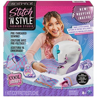 COOLMAKER - Stitch’N Style Fashion Studio - Machine À Coudre Innovante - Créations en Sécurité - Tendance Fun Facile - Accessoires & Transferts Textiles - Jouet Enfant 8 Ans et + - Loisirs Créatifs
