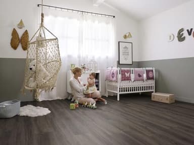 Parquet PVC Gerflor Senso Clic Premium 1195 Kariba dark, lame PVC bois foncé clipsable, 24 x 146,1 cm, usage commercial et résidentiel