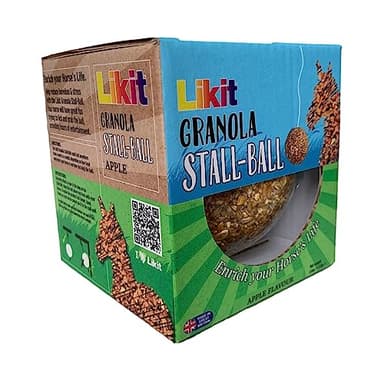 Likit Granola Stall-Ball Friandises pour cheval 1,6 kg | Saveurs pomme, baies, menthe poivrée, mélasse | Longue durée, anti-ennui et anti-stress | 1,6 kg
