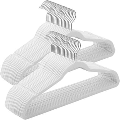 SONGMICS Lot de 50 Cintres Velours Adulte, Longueur 41,5 cm, Fin, Grande Capacité de Charge, avec Crochets Pivotants à 360°, pour Manteaux, Chemises, Blanc et Argent CRF026W04